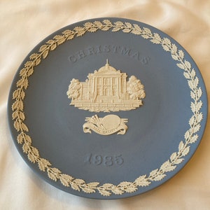 WEDGWOOD COLLECTIBLE PLATE - Christmas series - Wedgwood (1981-1990)