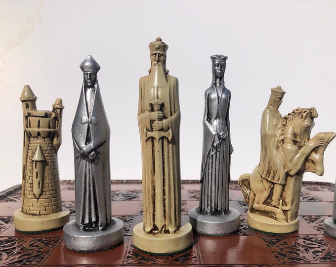Chess set - The Conqueror Chess pieces - Iconic 1960's chess set design - Chess pieces only - Made to order