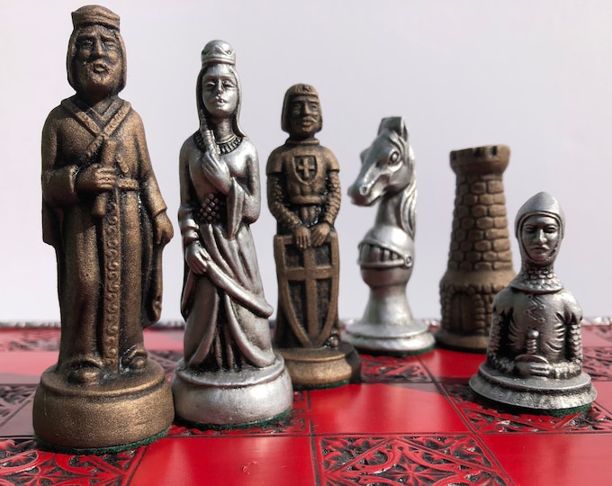 Chess set - Medieval themed chess set - Chess set in Bronze and Silver Metallic effect - Handmade chess pieces - Chess pieces only