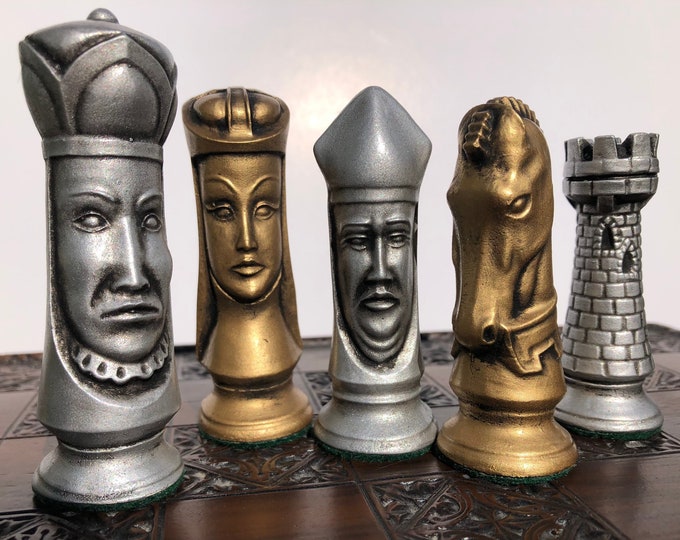 Chess set - Gothic Heads Chess pieces - Made to order - Medieval theme in Gold and Silver metallic effect - Chess pieces only