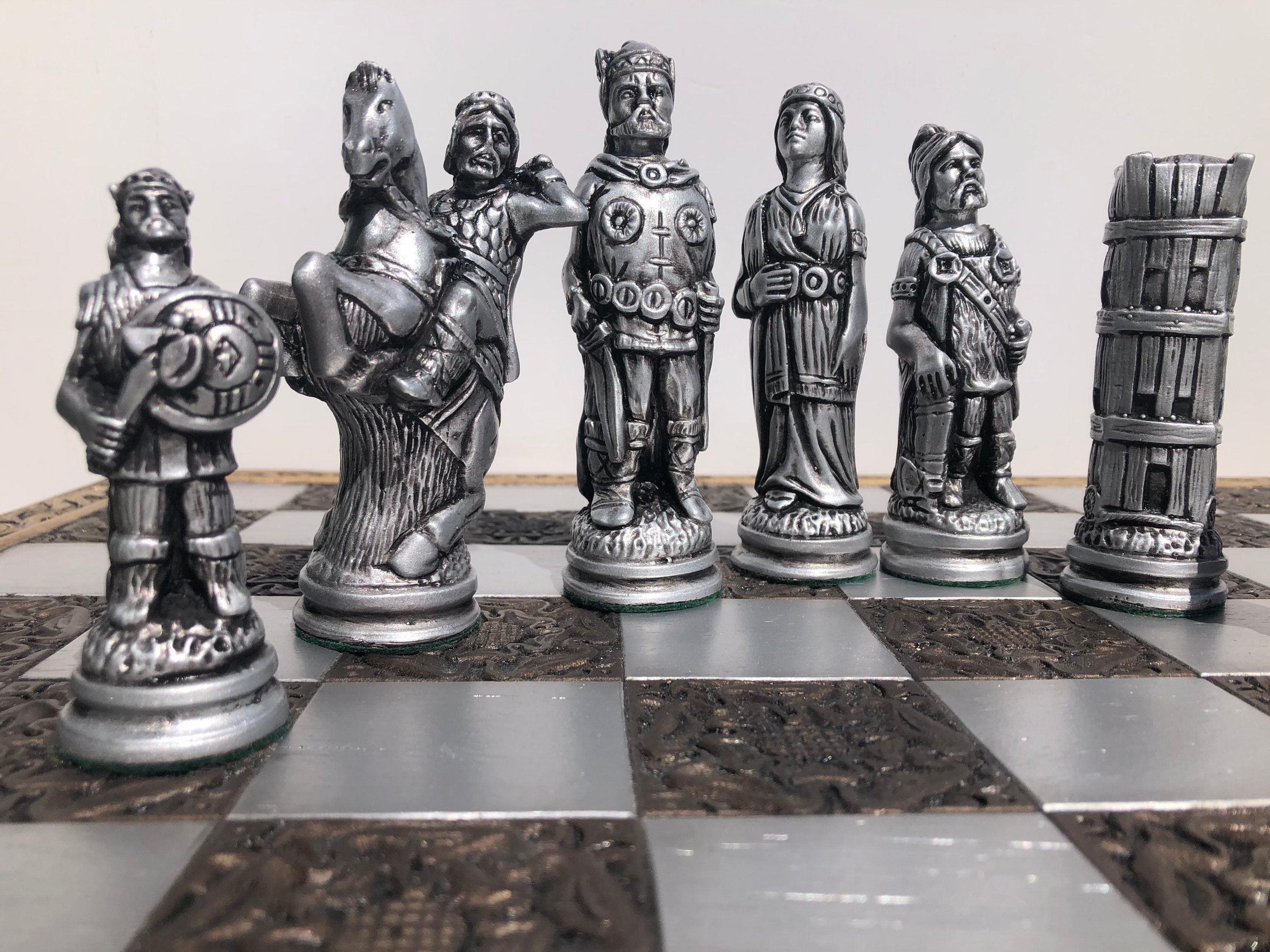 Chess Ultra Isle of Lewis Chess Set - Epic Games Store