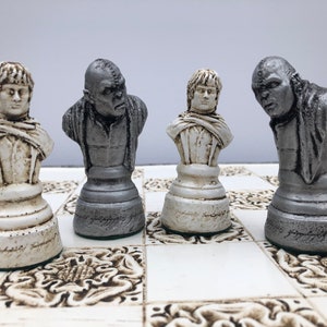 Lord of the Rings chess set and chess board Made to order image 6