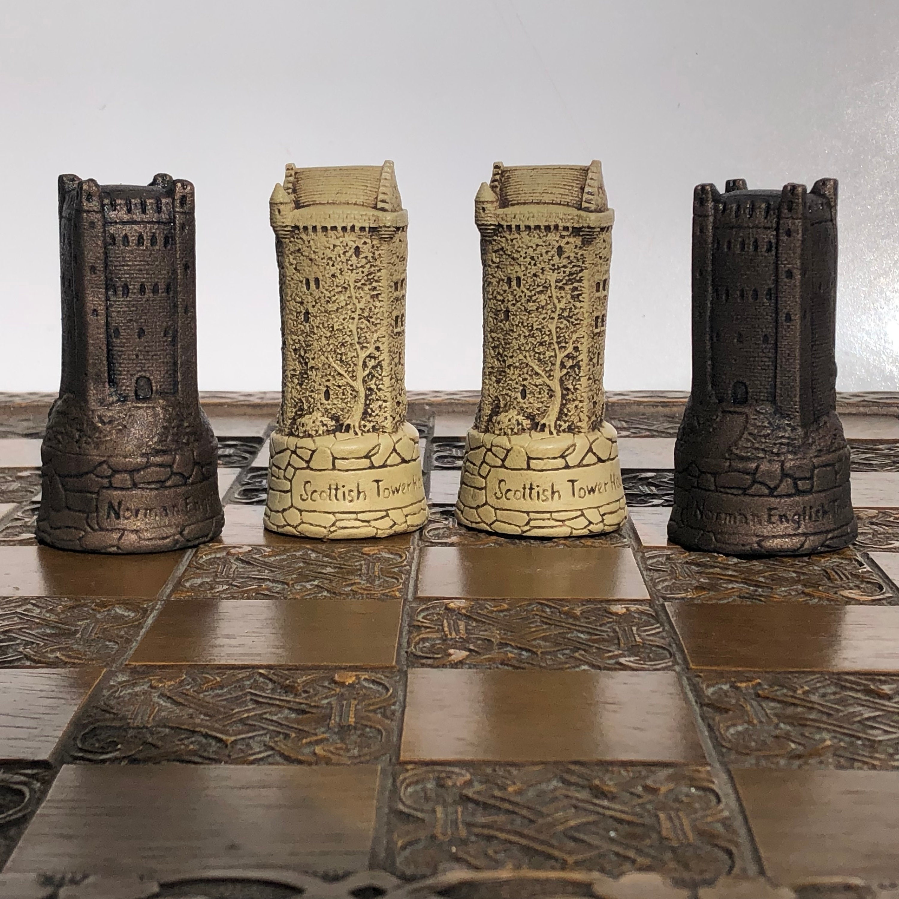 3.25 English vs Scottish Hand Painted Polystone Chess Pieces