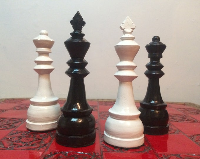 Staunton Chess Set - Soft black and metallic white. Heritage Set  - Made to order Chess pieces only)