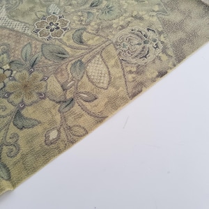Panneau de tissu de kimono japonais vintage en soie chirimen peint à la main Pamelo olive authentique de haute qualité CH99
