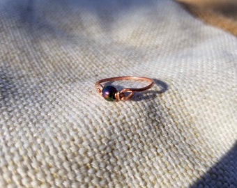 Dainty Ring, Stackable Copper Rings, Minimalist Ring, Hammered Copper Ring, Dark Academia Rings, Glass Ring, Delicate Ring, Midi Ring