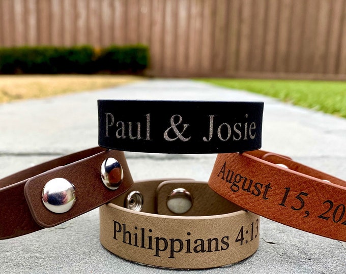 Engraved Leather Bracelet, Personalized Leathere Band, Custom Leather bands, Wood Bead bracelet,Wood Bracelet,Unisex Leather Band,Women band