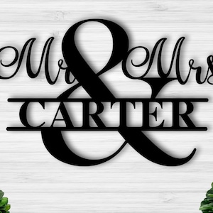 Mr and Mrs Wedding Sign / Bride and Groom Sign / Personalized Metal Wedding Sign / Custom Last Name Sign / Personalized Wedding Gift