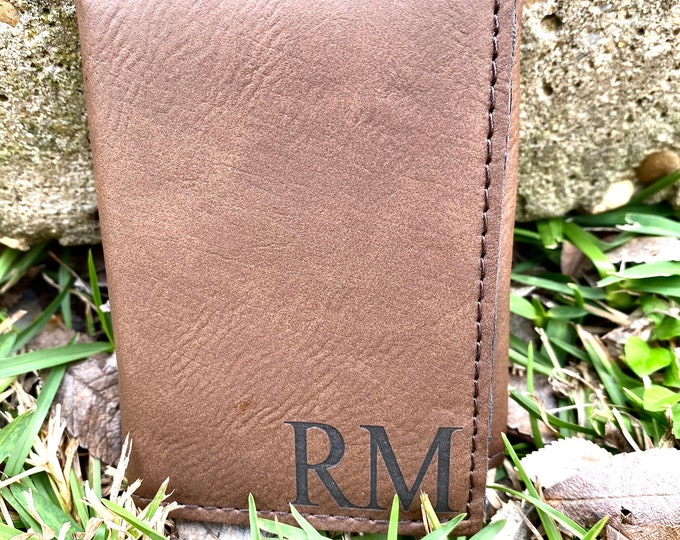 Mens Man Wallet Groomsmen Gift Groomsmen Proposal Personalized Engraved Leather Best Man Groom Wedding Party Fathers Day Gift Sets