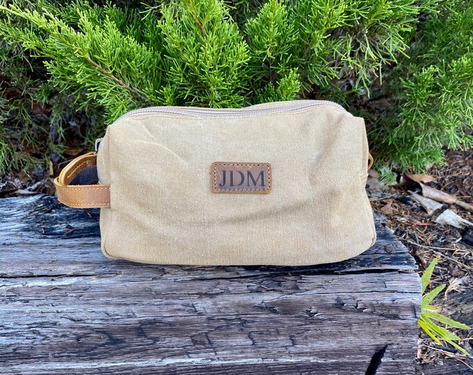 Personalized Mens Toiletry Bag, Groomsmen Proposal, Leather Dopp Kit, Groomsmen Gift, Engraved Toiletry, Leather Toiletry Bag, Groomsman