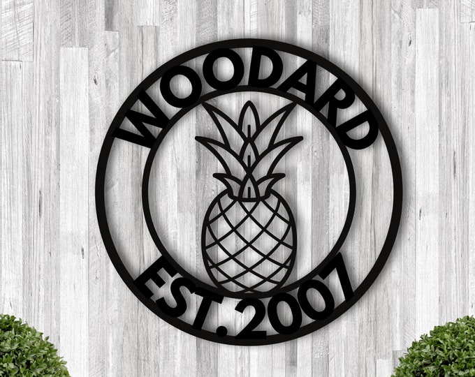 Personalized Welcome PINEAPPLE Family Monogram Sign | Door Hanger| Porch Sign| WEATHERPROOF SIGN, | Wedding Gift | Free Shipping