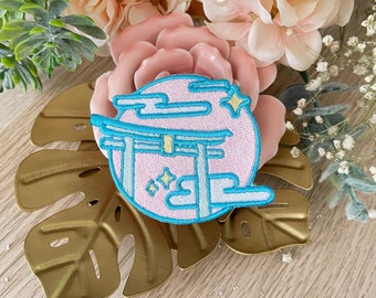 Kawaii Cute Embroiodery Iron On Patch - Torii ! - By Kiaru