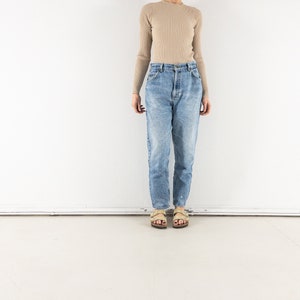 Taglia jeans Lee vintage anni '80 29 30 immagine 1