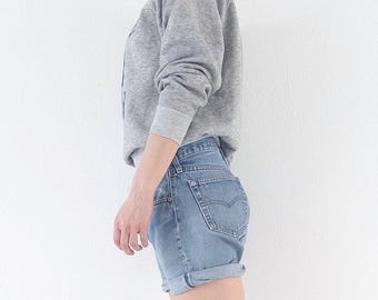 Short Levi's 501 W31, style boyfriend vintage années 80