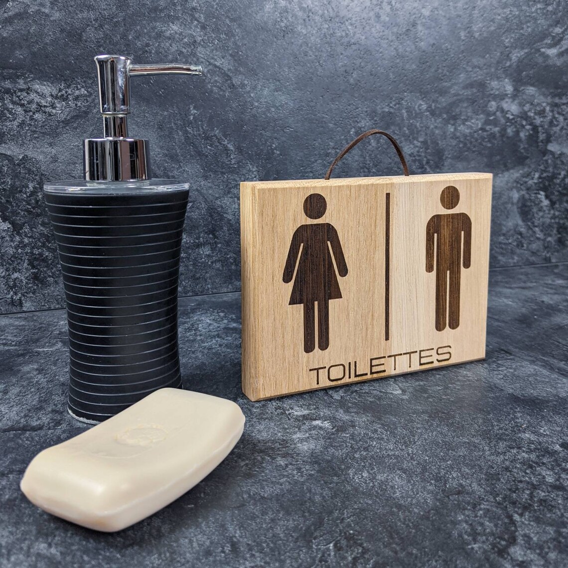 Plaque De Porte En Aluminium Brossé - WC Filles | 120x120 Mm