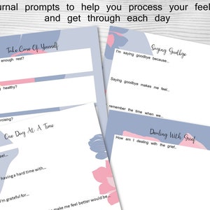 Puede incluir: Invitaciones de diario para ayudarte a procesar tus sentimientos y superar cada d&iacute;a. Las p&aacute;ginas del diario son azules y rosas con dise&ntilde;os florales. Las indicaciones incluyen "Cu&iacute;date", "Despedida" y "Lidiar con el dolor".