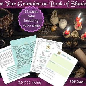 K&ouml;nnte beinhalten: Ein druckbares Grimoire oder Buch der Schatten mit 19 Seiten, einschlie&szlig;lich einer Titelseite. Die Seiten sind 8,5 x 11 Zoll gro&szlig; und als PDF-Download verf&uuml;gbar. Das Bild zeigt eine Vielzahl von magischen Gegenst&auml;nden, darunter Kerzen, Kristalle und einen Spiegel.
