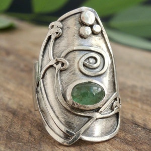 Abstract sterling silver ring with genuine Emerald,  brutalist ring with green gemstone, statement art jewelry, adjustable long ring for her
