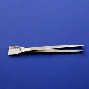 Bead Shovel + Bead Tweezers Combo Tool | Scoop and Grip Tiny Beads with Precision | Beading Tools and Supplies