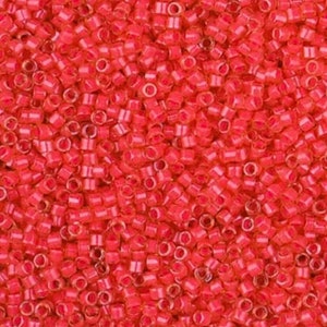 DB00-2051, Miyuki 5.2g Luminous Poppy Red DB00-2051, Miyuki 5.2g Luminous Poppy Red