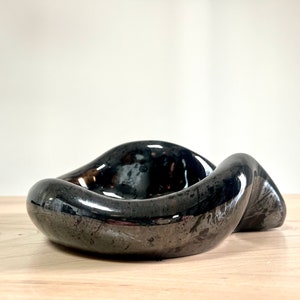Rare Royal Haeger Sculptural Shallow Bowl, 1993 Model 145, Black Iridescent Glaze image 1