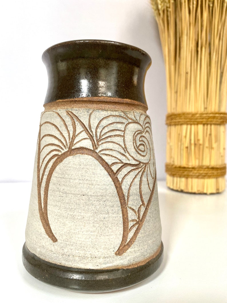 vase de poterie studio vintage Vase en poterie en grès des années 1970 Vase rétro en grès céramique Faïence des années 1970 image 4