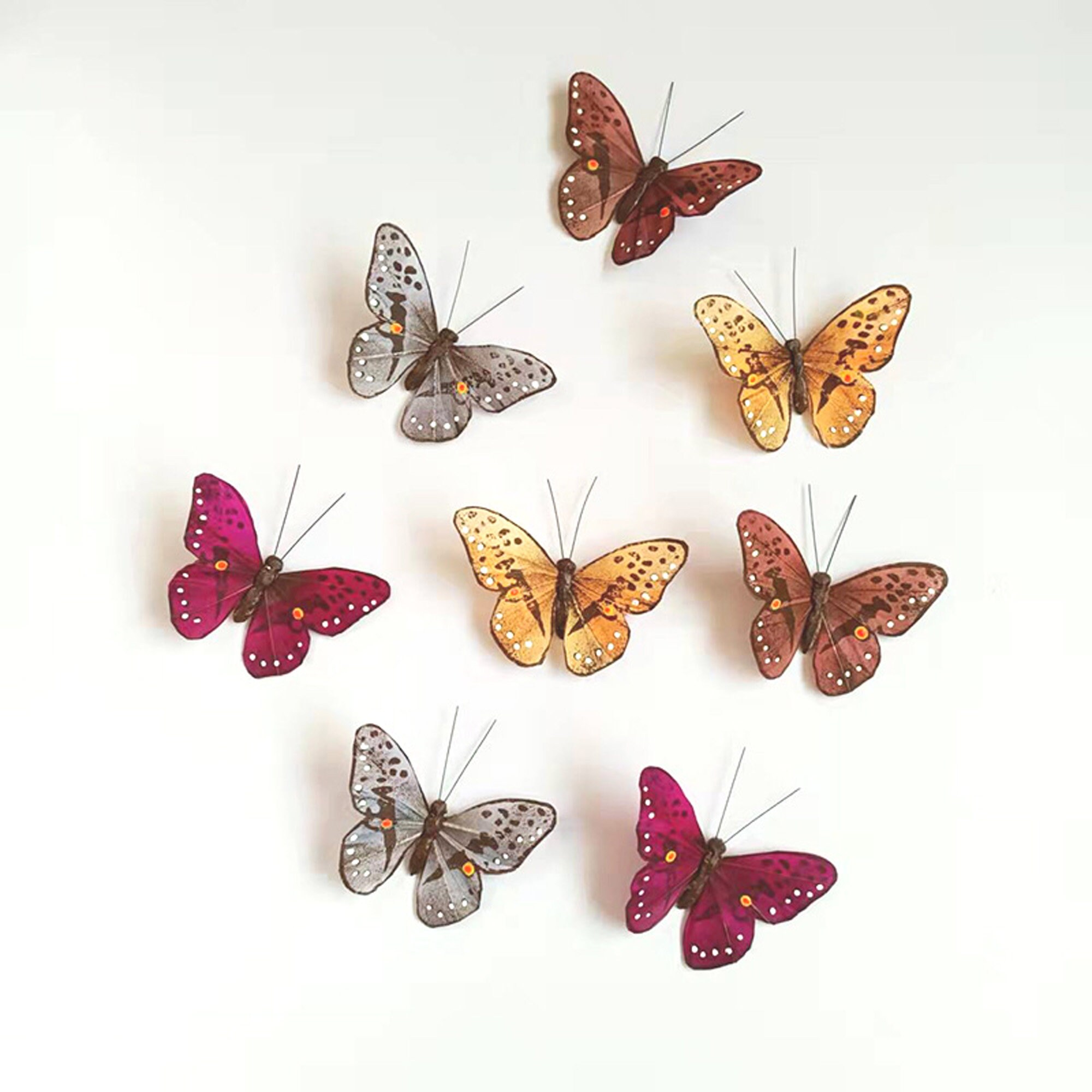 12 piezas Surtido de colores vivos pintados a mano mariposas de plumas de  mariposa artificiales personalizadas para decoraciones de bodas y  decoración de paredes -  España