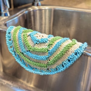 Handknit Cotton Dishcloth: Blue & Green Pinwheel Dishrag