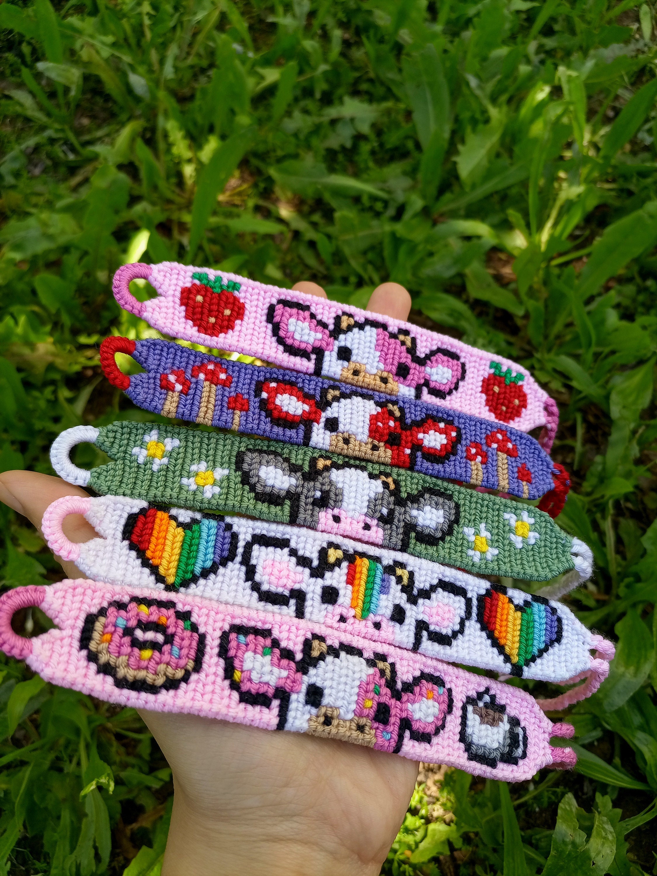 Wrist Band Stylish Friendship Band For Girls Knotted Friendship