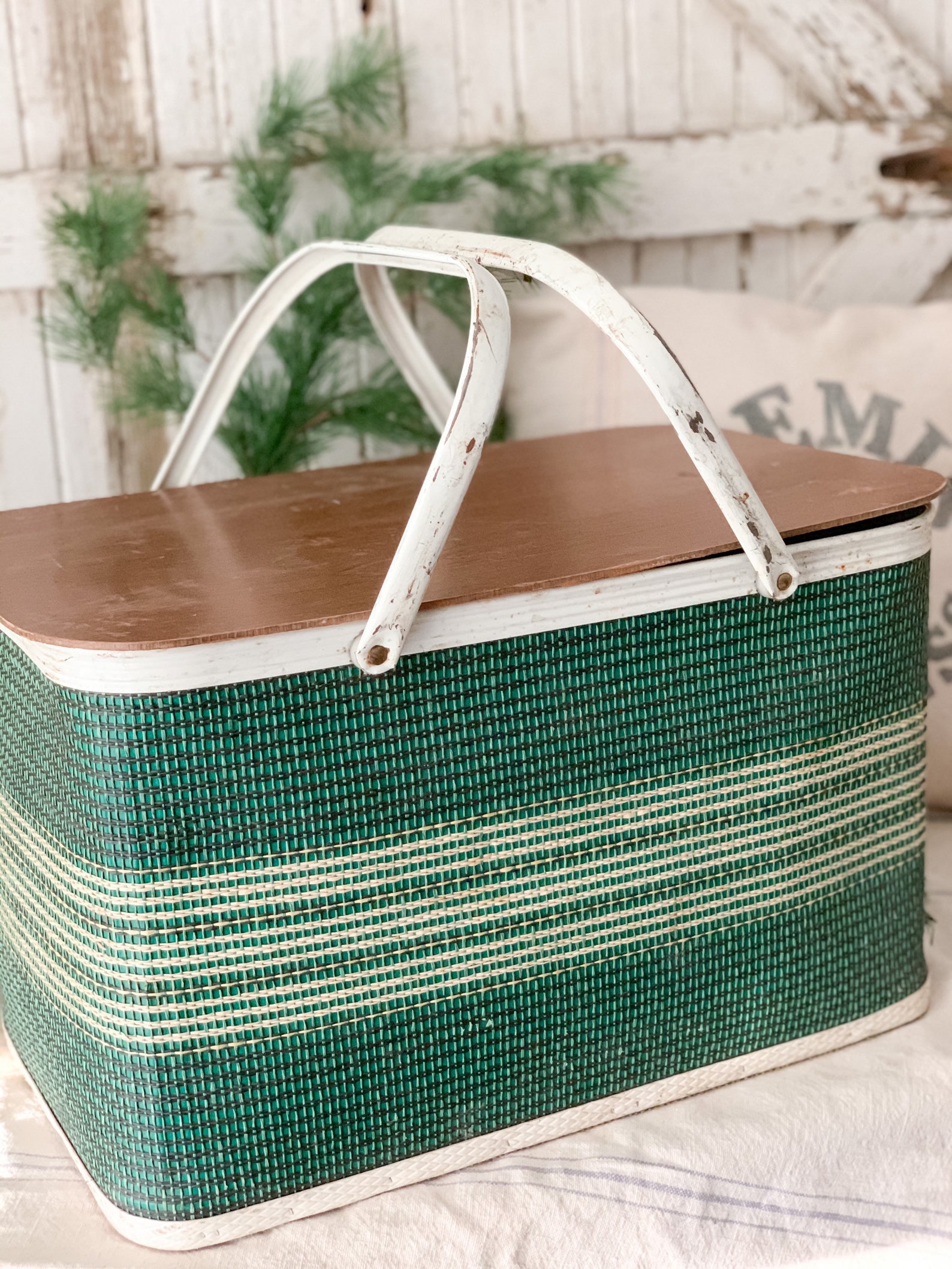 Green Vintage Picnic Basket Farmhouse Holiday Decor Etsy