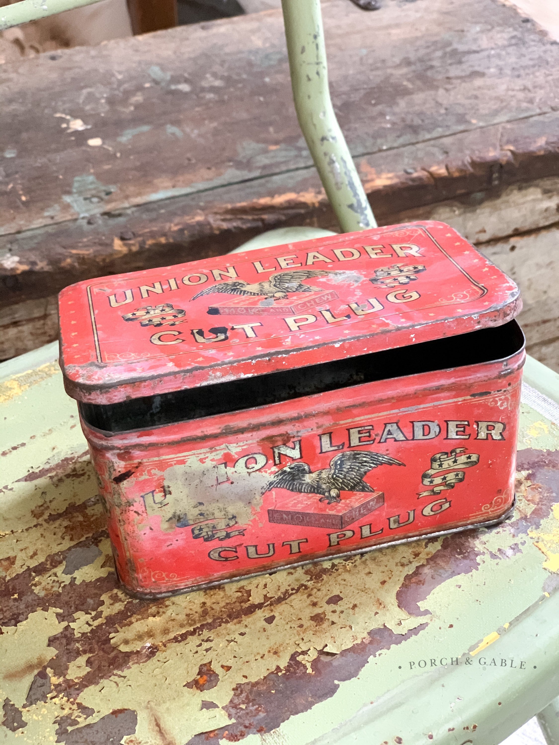 Vintage Tobacco Tin, Union Leader Cut Plug Advertising Graphics Tin,  Industrial Farmhouse,vintage Farmhouse