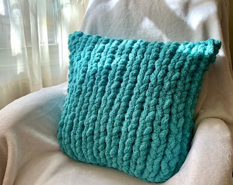 Chunky Knit Cozy Throw Pillow