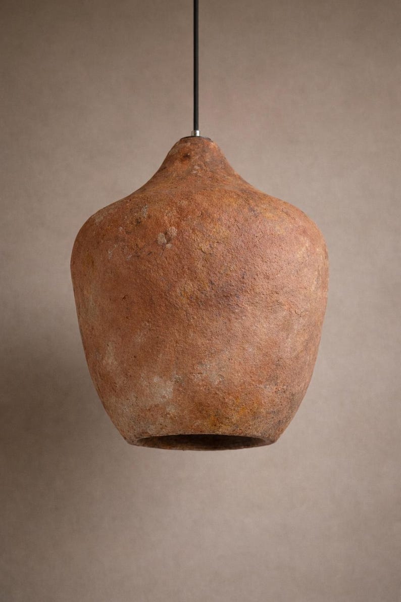 Handgemaakte papier-maché hanglamp – terracotta Wabi Sabi-lamp afbeelding 3
