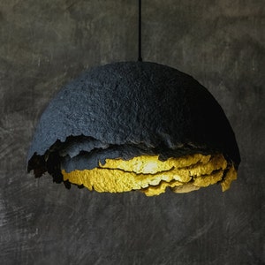 Lámpara de papel maché colgante Peonía colgante Ecológica Diseño de interiores Perfecto para el comedor Idea de regalo Lámpara industrial grande