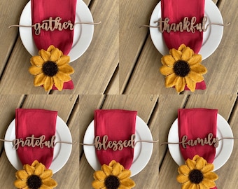 6 Thanksgiving Place Cards,Plate Toppers,Holiday Place Cards,Glowforge File,Silhouette File,SVG File