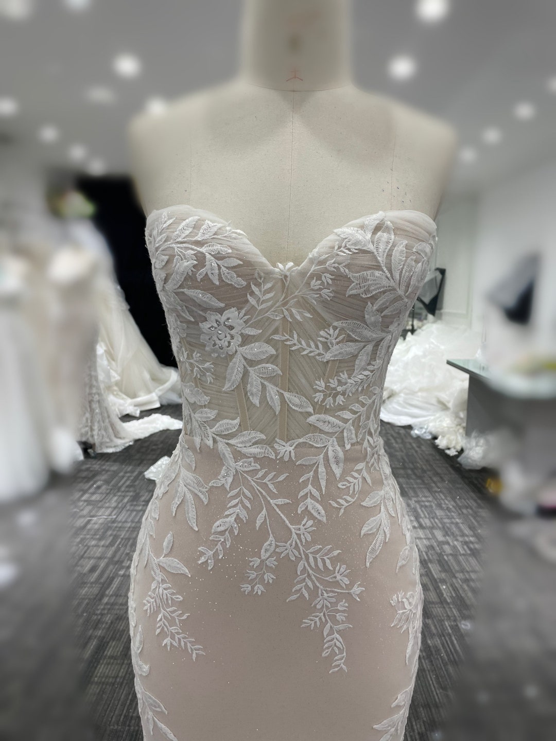 Trendy Sweetheart 3D Floral Lace Bridal Gown TWA015