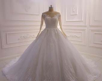 Sale! Custom-made white lace beading long sleeve princess ballgown wedding dress