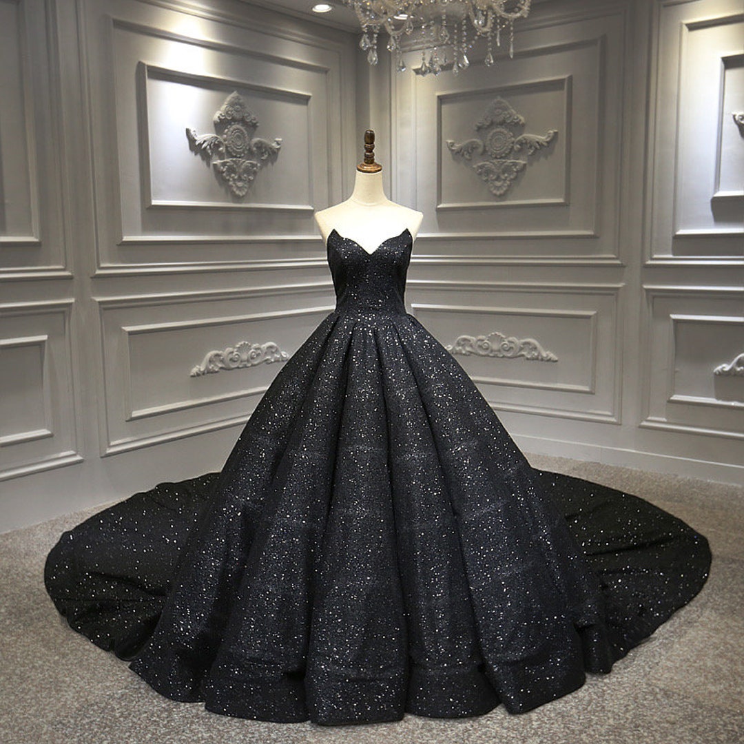 V-Neck Long Sleeves Bride Dresses Lace Black Wedding Dresses — Bridelily