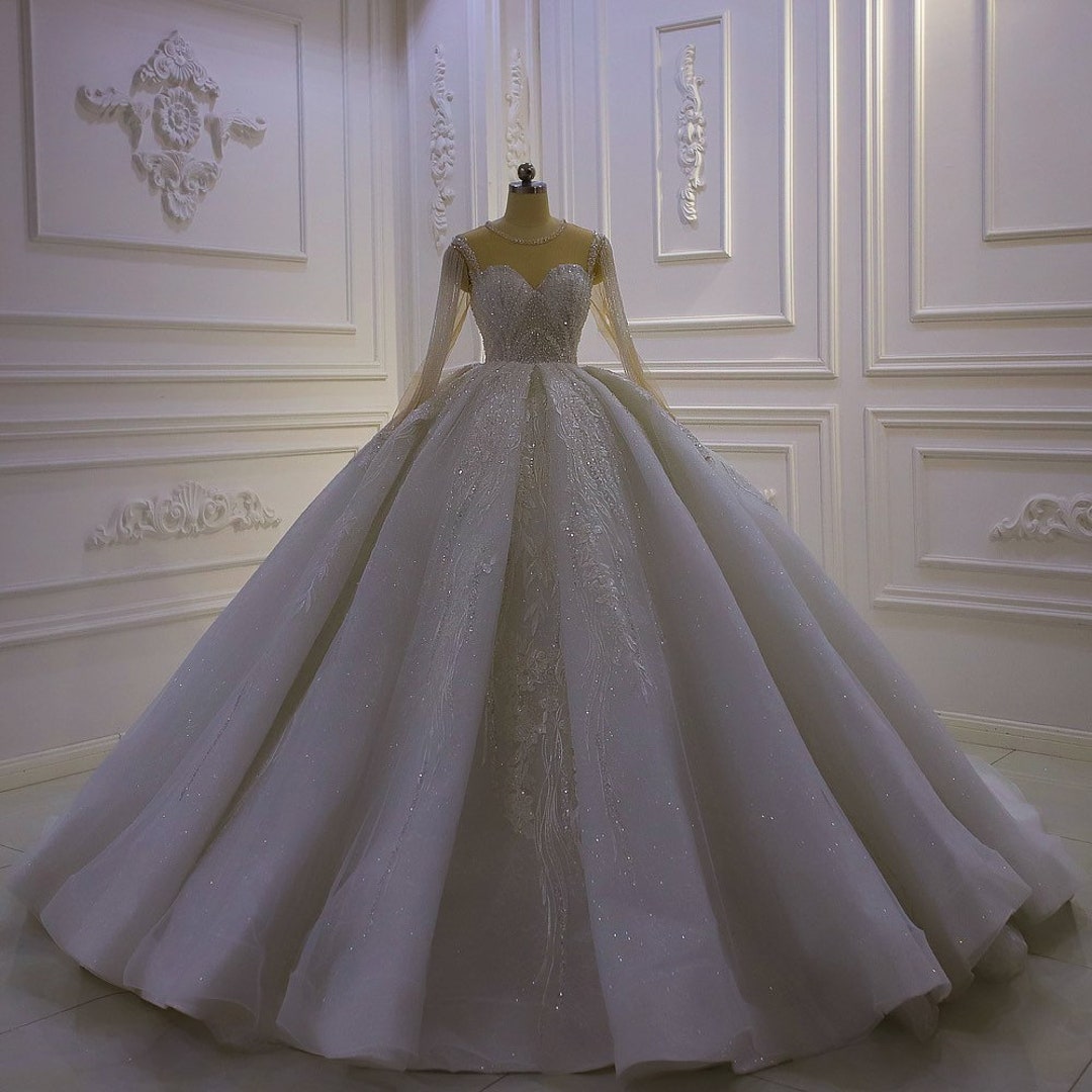 Luxury Beading Wedding Dress With Lace Appliques and Long Church Train Sleeves