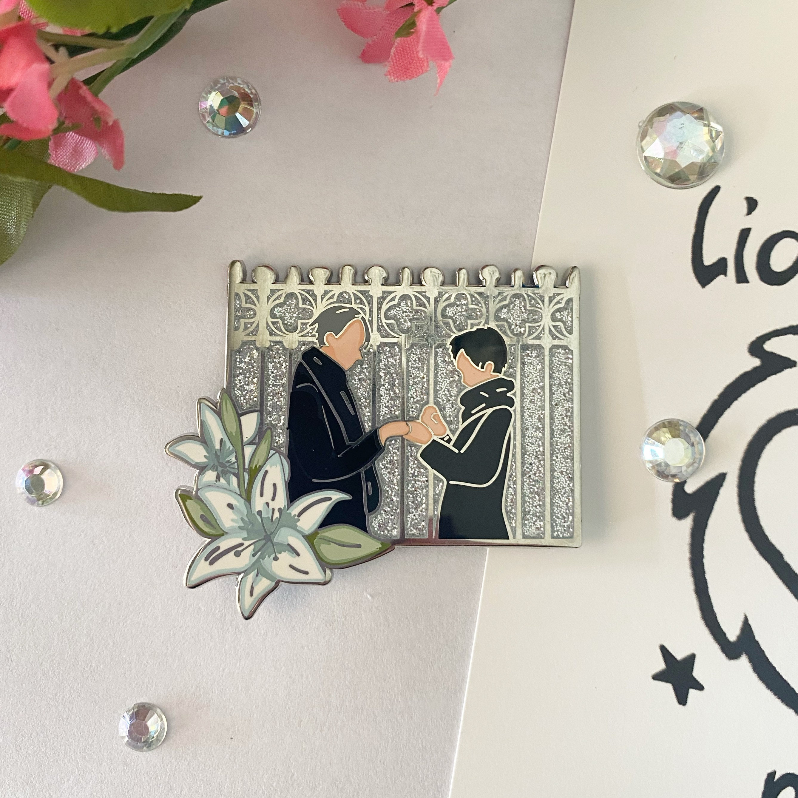 ミュージシャン RILY Heart Pins White Sterling Silver Created White Opal and Diamond Accent Heart
