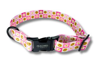 レトロブルーム犬用首輪｜スマイリーフェイスチェック柄犬用首輪 - 3/4インチ、1インチ｜カスタマイズ可能な犬用首輪｜小型犬、中型犬、大型犬用首輪
