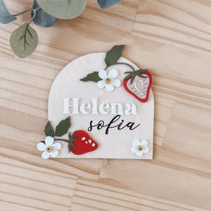 Strawberry baby name sign| Baby hospital sign | Strawberry baby shower  | Baby Girl personalized sign | Baby Girl gift | Newborn baby sign |