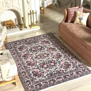 Dollhouse Miniature - Light Pink Floral Rug - 1:12 scale