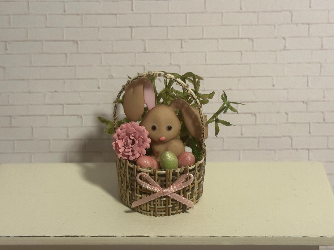 Dollhouse Miniature Easter Basket With Brown Bunny and Easter Eggs - 1: ...