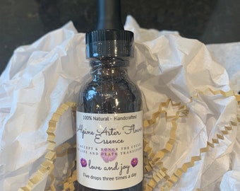 Essenza di ASTER ALPINO. Potente rimedio vibrazionale curativo. Paura della morte. Supporta il percorso spirituale. Consapevolezza fisica e spirituale.