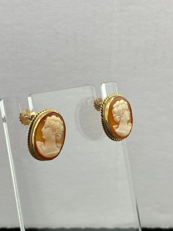 Antique 14K Yellow GOLD CAMEO EARRINGS 3.4 grams 1