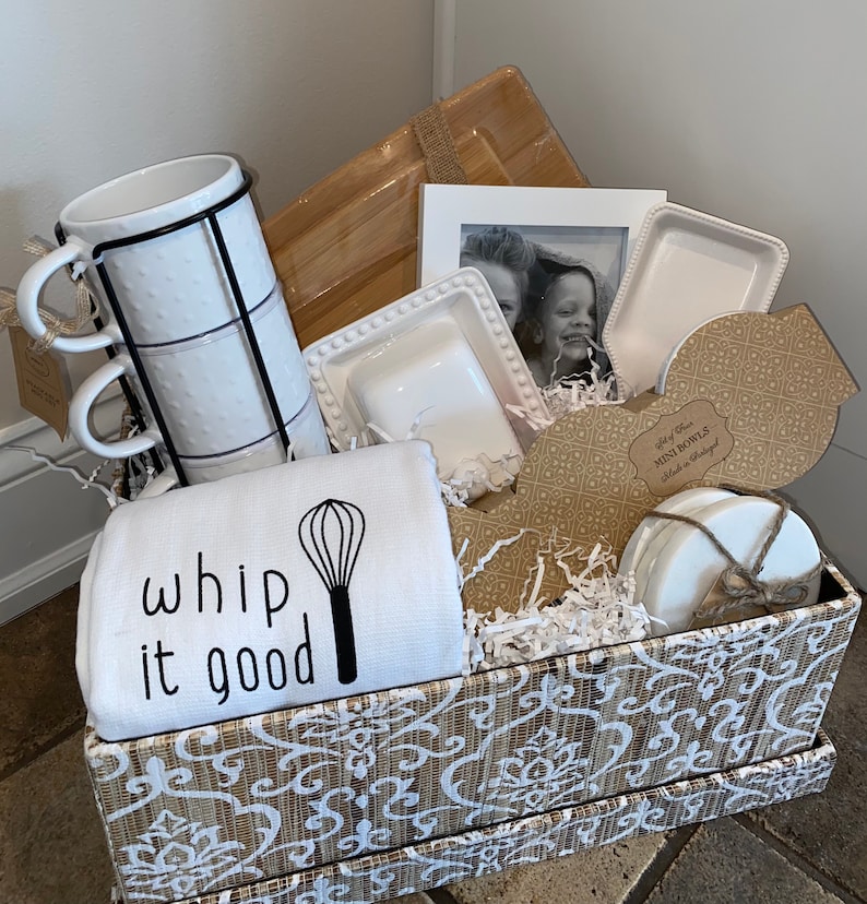 Housewarming Gift Basket/ New Home Basket/ Real Estate