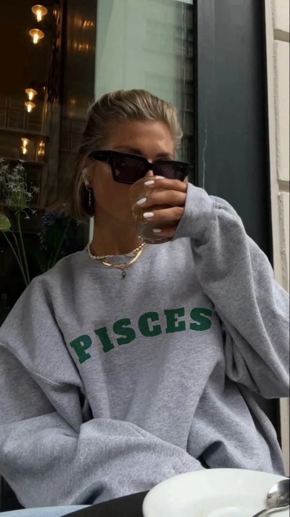 PISCES Zodiac Sweatshirt, Astrology Sweater, Women Tops, Birthday Gifts Tees, Trendy Sweater, Pinterest Hoodie
