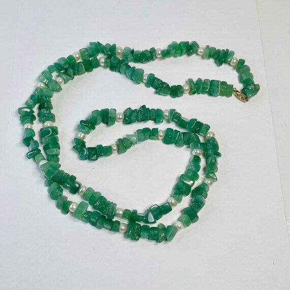 Vintage Jade/Jadite and Pearl 40” Necklace with 1… - image 6
