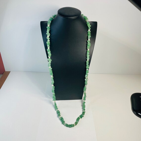 Vintage Jade/Jadite and Pearl 40” Necklace with 1… - image 3